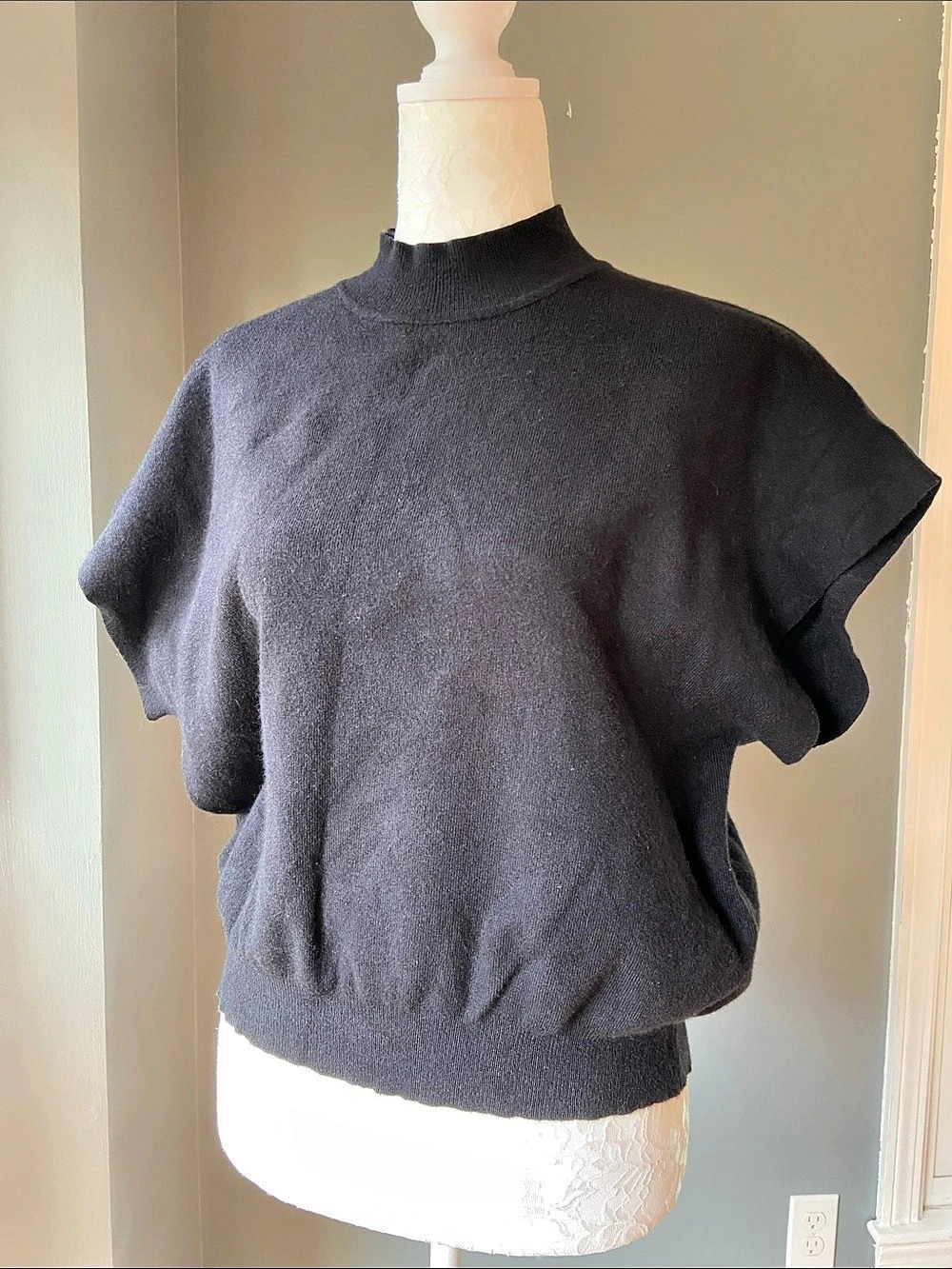 Black Mock Neck Sweater Size Medium